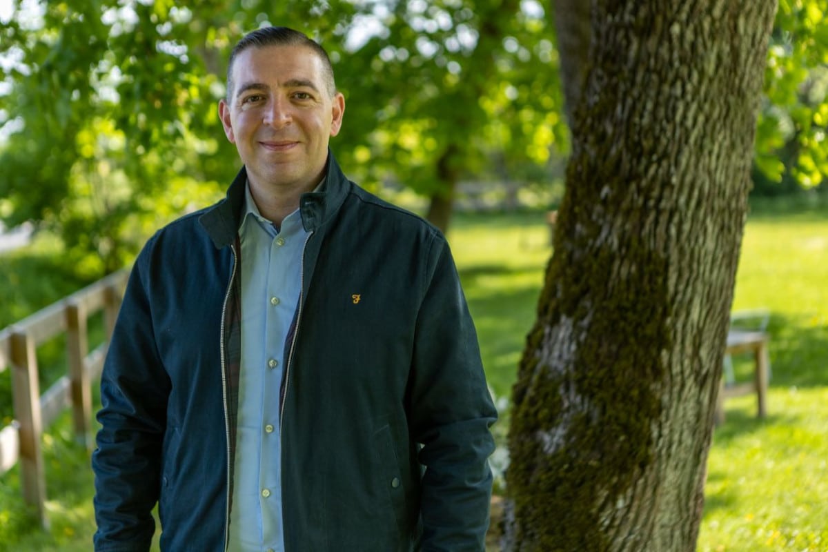 Roger Haddad presenterar Liberalernas satsning på skolan i Västerås